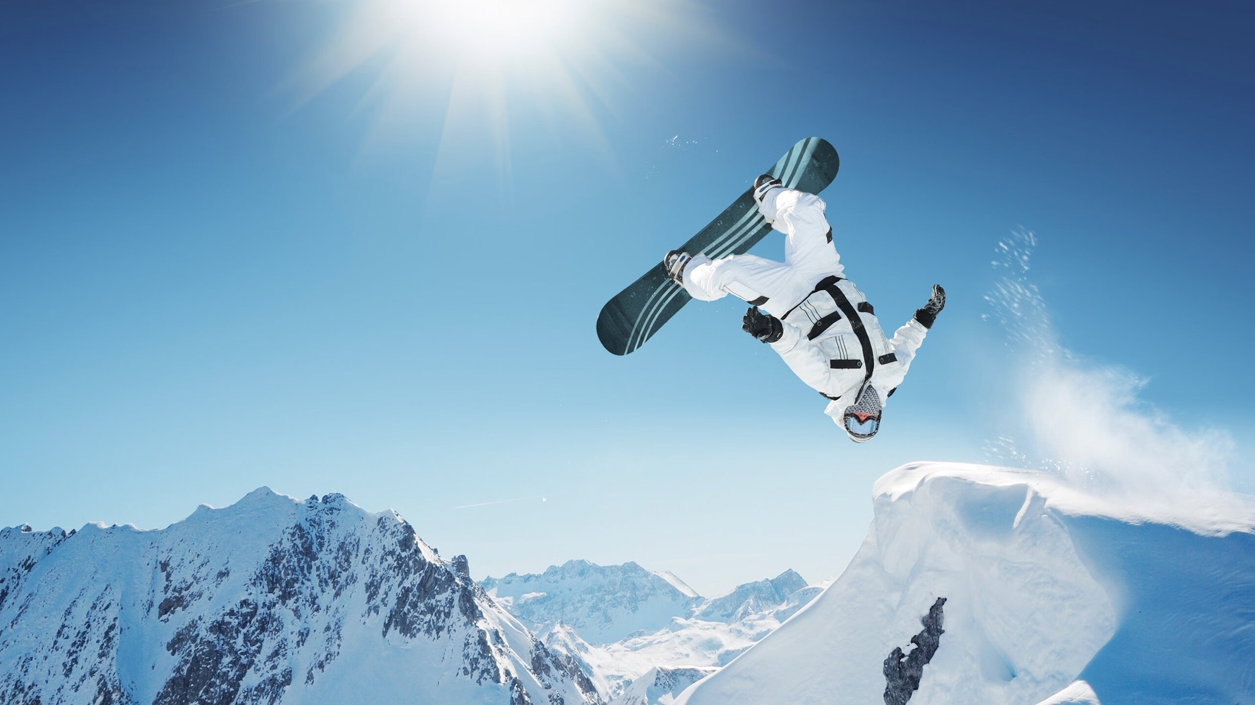 开云中国-库里：改变NBA三分打法的“绝杀之王”，库里绝杀三分视频